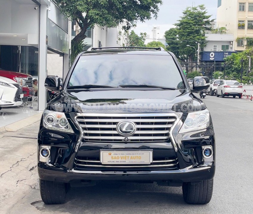 LX 570