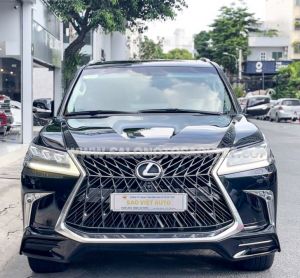 LX 570
